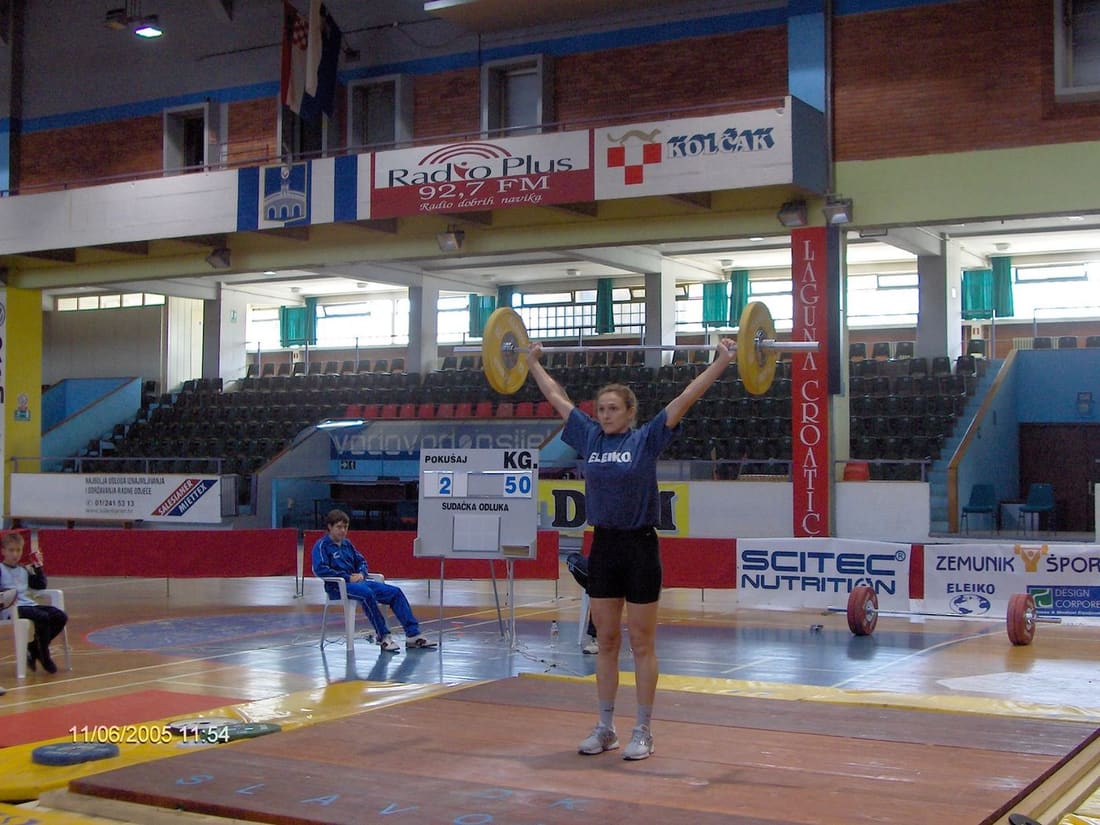 Žensko natjecanje, snatch 50 kg.